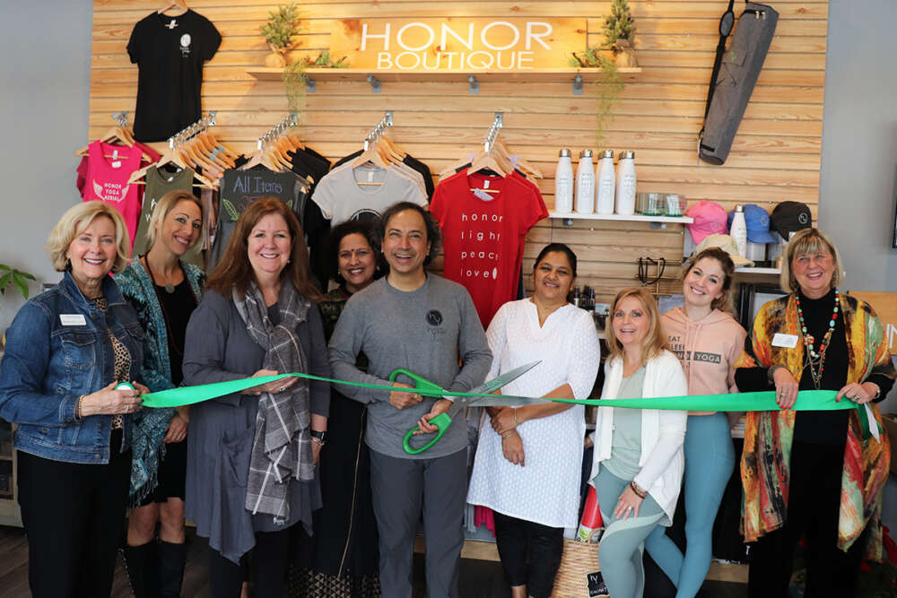 Honor-Yoga-Roswell-GA-ribboncutting